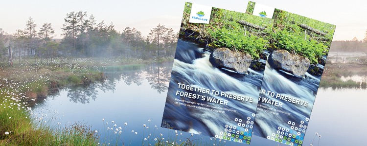 A small forest pond lies mirror‑still in a misty mire landscape, with a few gnarled pine trees visible in the distance. In the foreground, the front cover of the brochure “Together to preserve forest’s water” is visible. Foto: Mostphotos + montage